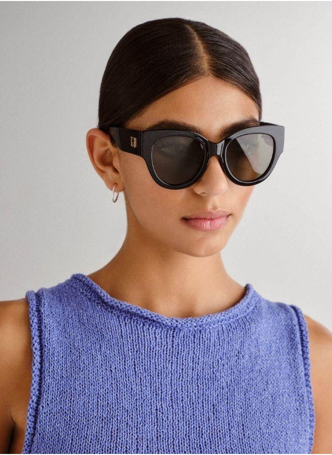 Solarized CHIC CAT-EYE Luxury Sunglasses for Men & Women – High Quality Designer Eyewear, UV Protection, Stylish Frames, Timeless Elegance, and Fashionable Eye Shades  - Image 1