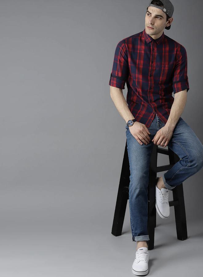 قميص منقوش بقصة Slim Fit بأكمام مطوية