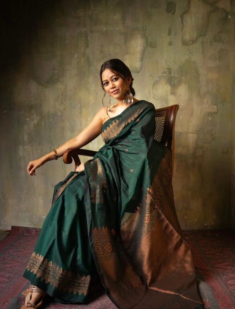 Vivatra Women Banarasi Soft Silk Saree | Jacquard Weaving with Rich Pallu & Border | Includ Matching Utitched Blouse Piece (VT-KP-6012-Green) - Image 5