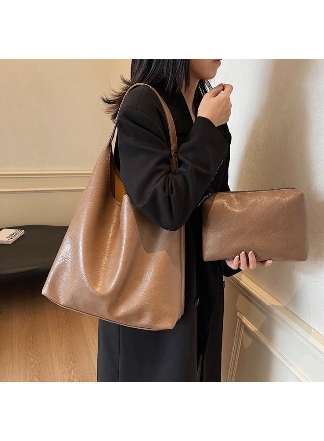 كيفية حقيبة يد نسائية عبر الجسم، تصميم بسيط، قوام جلد ناعم، موضة عتيقة، حقيبة يومية غير رسمية، سعة كبيرة، للأم وابنتها. - Image 3