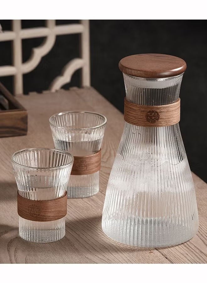1600ML Glass Jug Set with 2 Cups – High Borosilicate Carafe for Tea, Coffee, Juice & Iced Tea, Heat-Insulated Wood Chip Vertical Stripe Mugs, Dishwasher Safe - Image 1