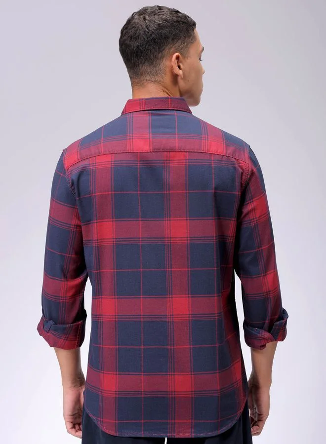 The Indian Garage Co Men Slim Fit Checkered Full Sleeves Cutaway Collar Casual Shirt