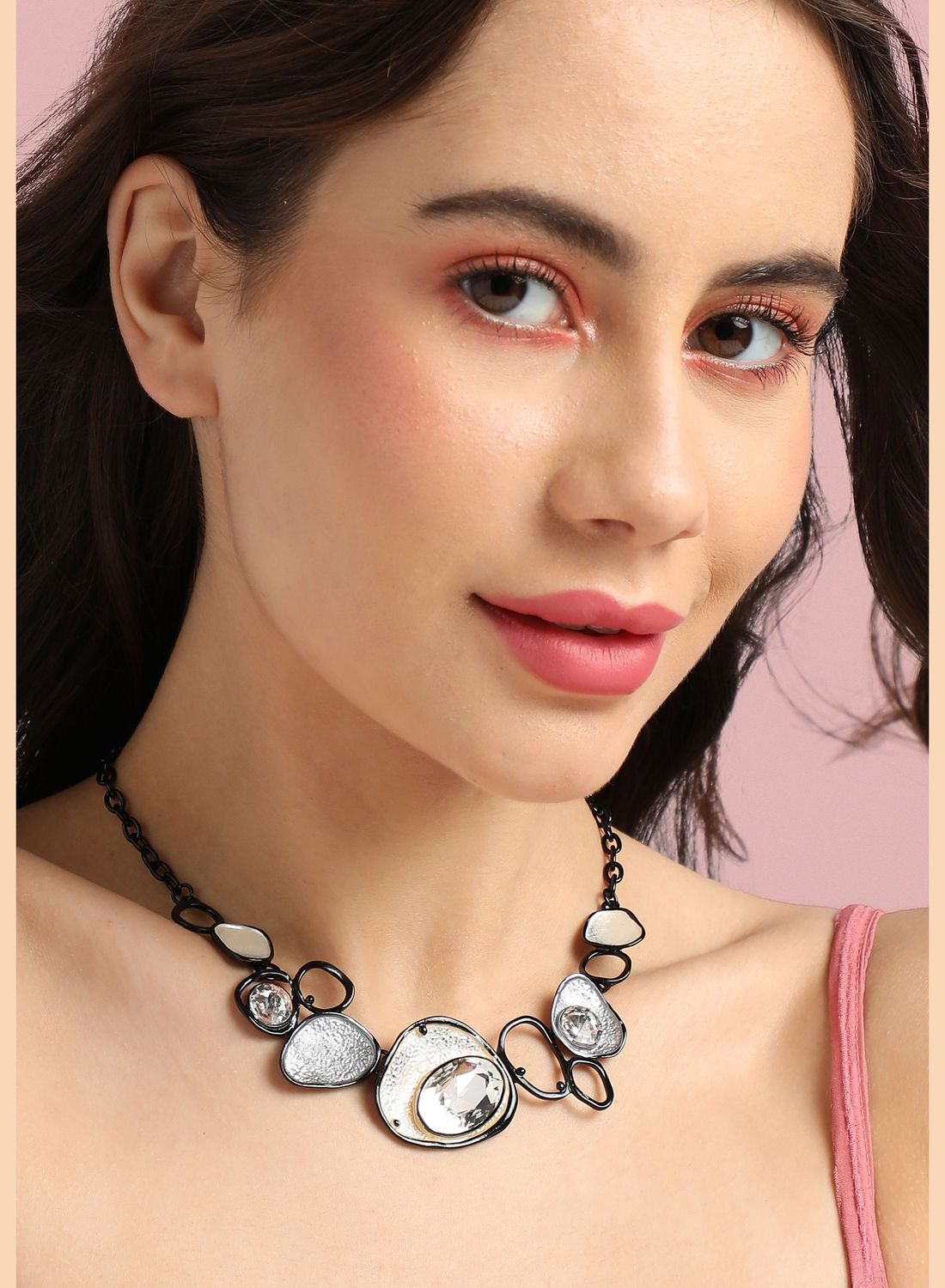 buy-sohi-trendy-designer-stone-party-wear-necklace-for-women