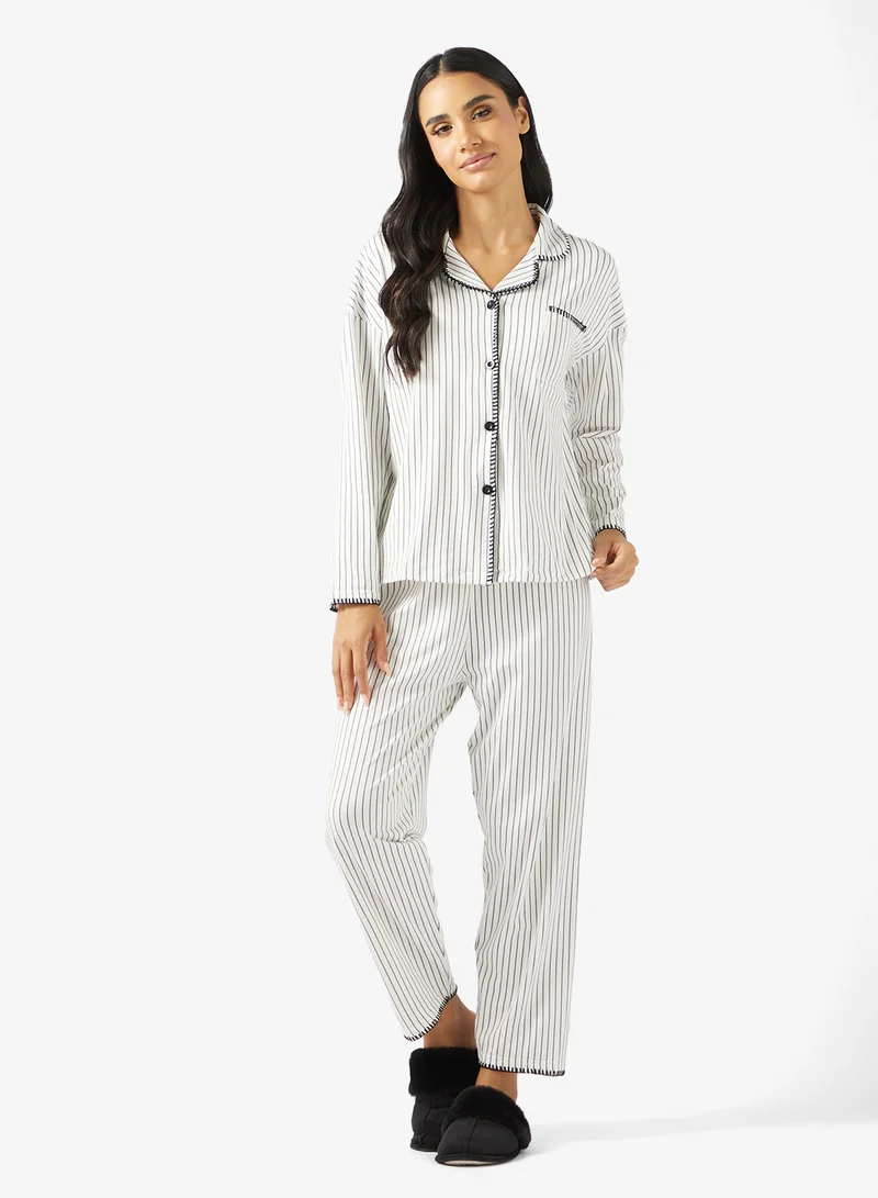 جينجر طقم قميص بيجامة بأزرار مخططة