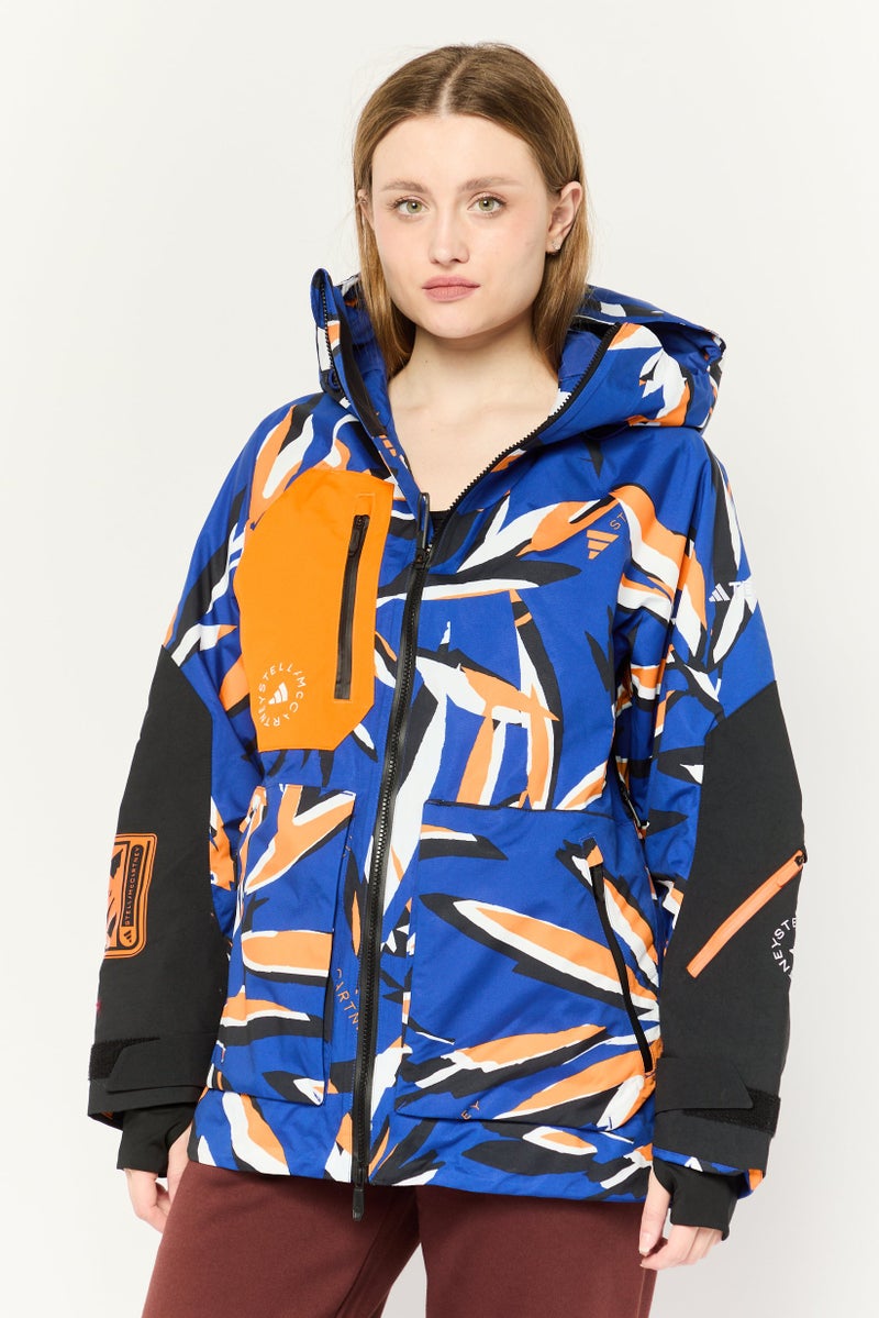 Adidas جاكيت رياضي نسائي بأكمام طويلة من أديداس بتصميم ستيلا مكارتني، خارجي، مزود بغطاء رأس، أزرق - Image 1
