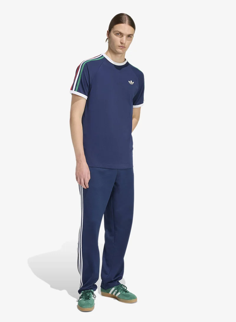 adidas Originals 3-Stripes Adicolor Oversized T-Shirt