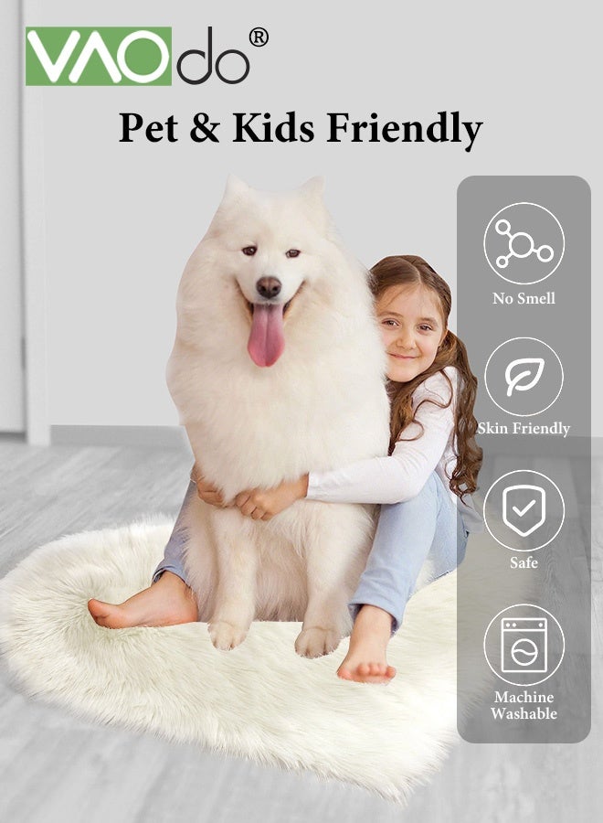 VAOdo Fluffy Faux Fur Rug, Heart Shaped Soft Area Rug, Faux Sheepskin Floor Mat, Premium Exquisite Room Decoration for Bedroom Domitory Living Room White 70*90CM - Image 4