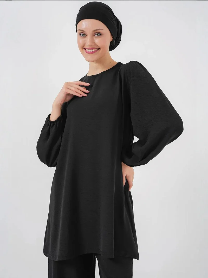 بيغ دارت طقم قطعتين بأكمام طويلة وياقة دائرية من  بنقوش بارزة