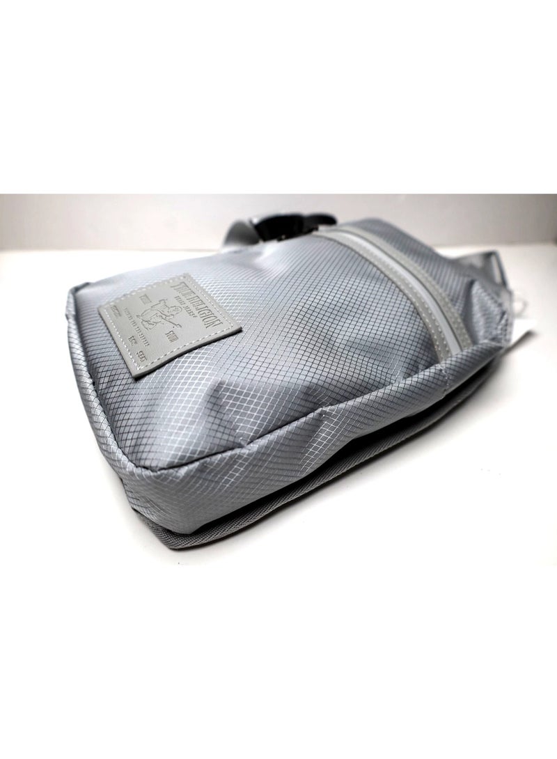 True Religion Crossbody Bag YETA 2.0 - Light Grey - Image 4