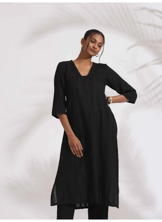 ترو برونز trueBrowns Black Cotton High Slit Kurta Set