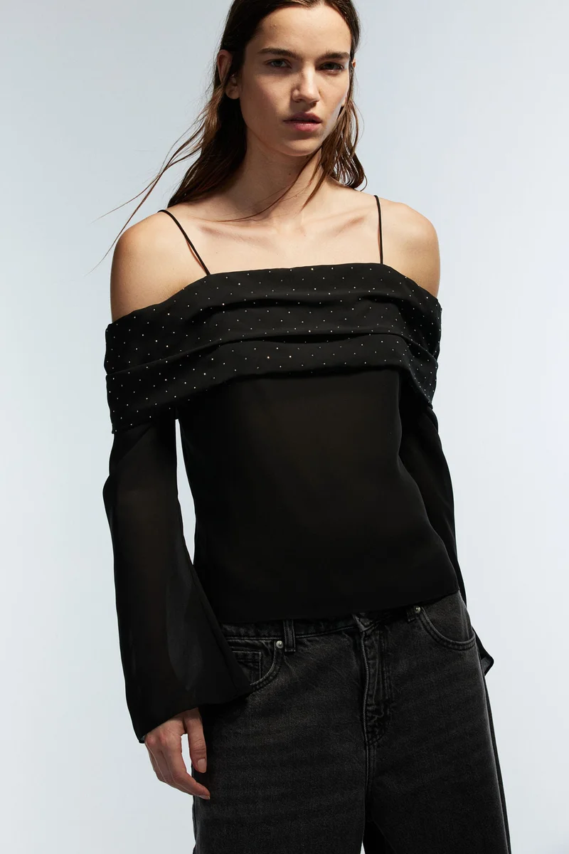 H&M Off-the-shoulder chiffon top
