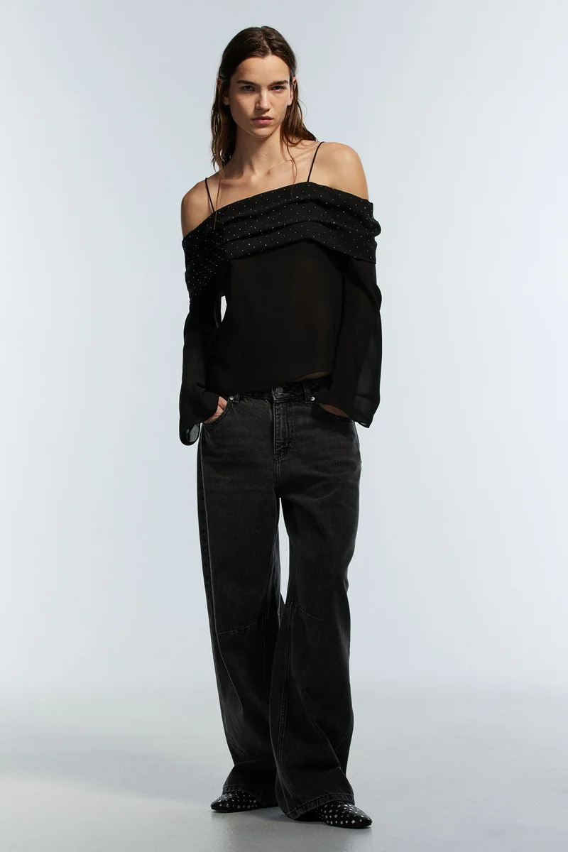 H&M Off-the-shoulder chiffon top