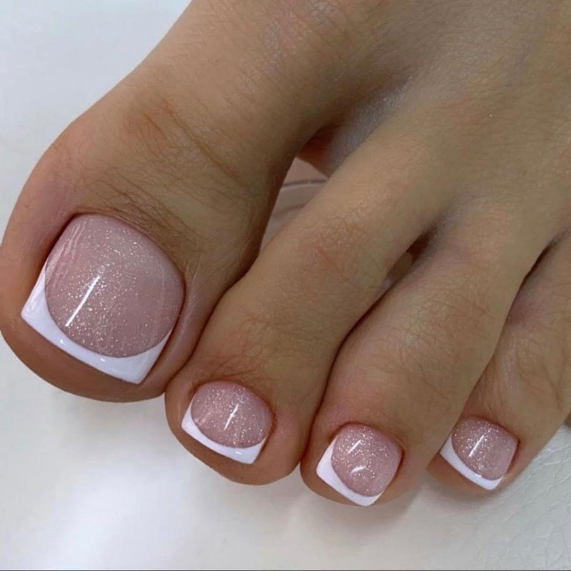Sevgob 24PCS White French Tip Press on Toenails Short Square Natural Nude Glitter Fake Toenails Acrylic Toe Nails Press on,Classic Artificial Seamless Fit Summer Glue on Fake Toe Nails for Women Manicure - Image 1