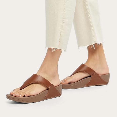 FitFlop Women's Lulu Toe Post Leather Flip Flop Sandals - Ergonomic Microwobbleboard Cushioning, Slip-Resistant Sole - Light Tan, 10 - Image 5
