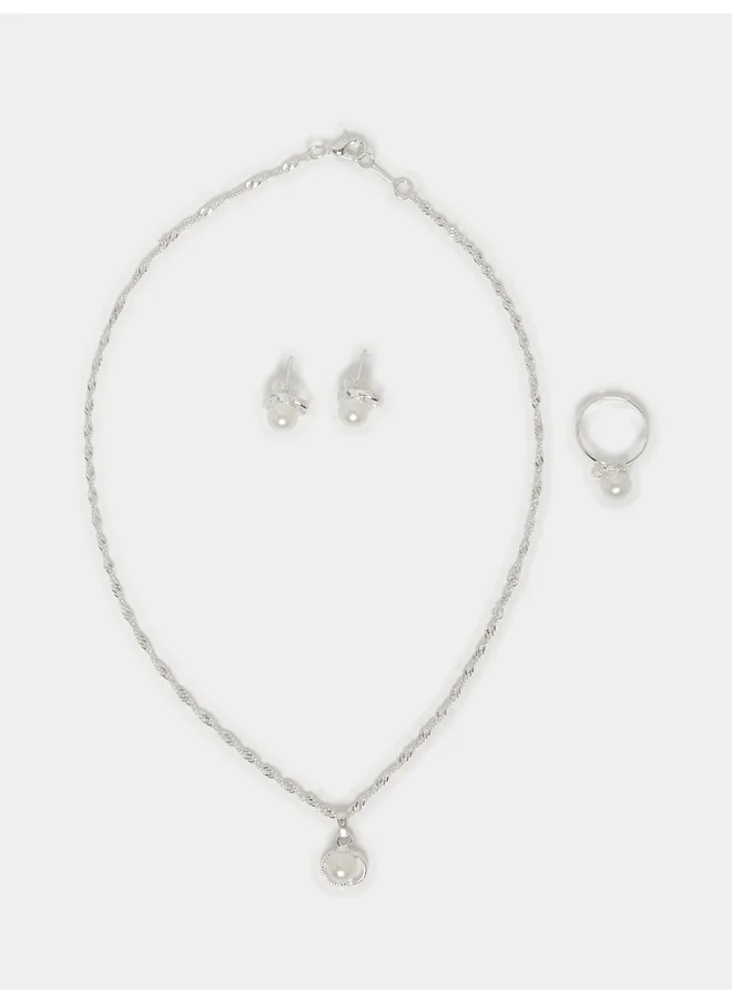 Styli Styli Faux Pearl Detail Ring, Earrings and Pendant Necklace Set