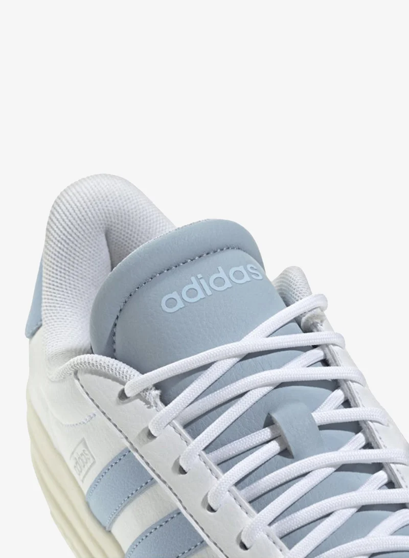 adidas فولكورت بولد حذاء نسائي