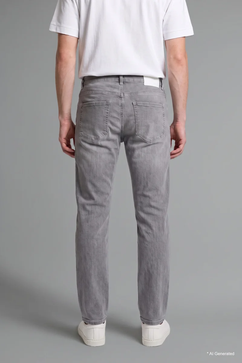 Defacto  Sergio Regular Fit Regular Hem Jeans for Men | Best Price UAE