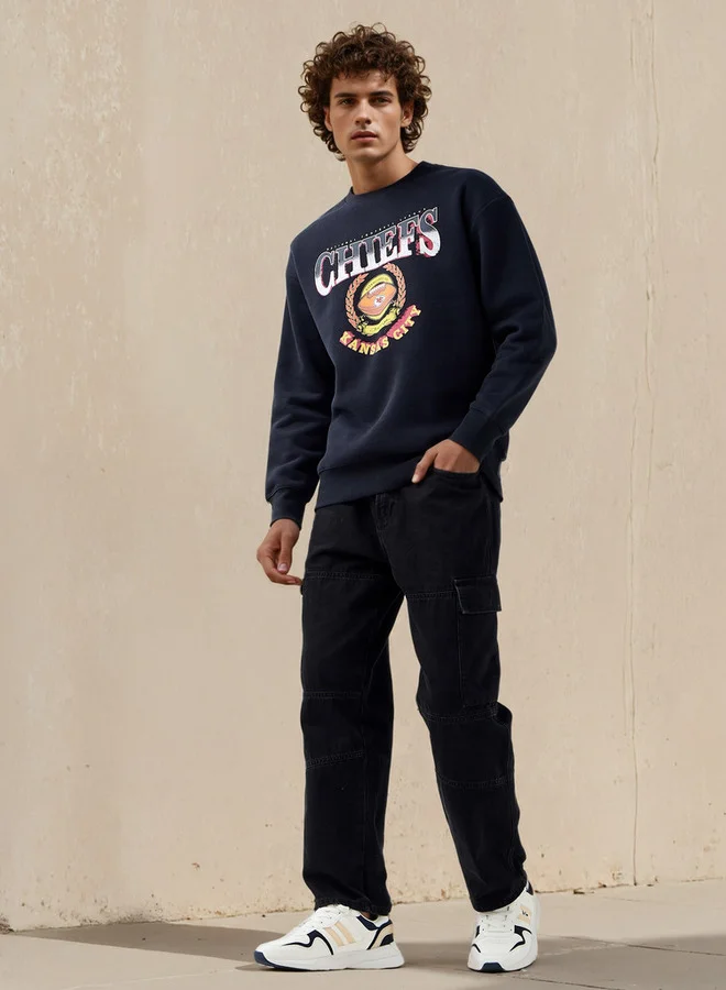 اس بي كاركترز كنزة قطنية مطبوعة لفريق كانساس سيتي تشيفز بقصة مريحة للرجال