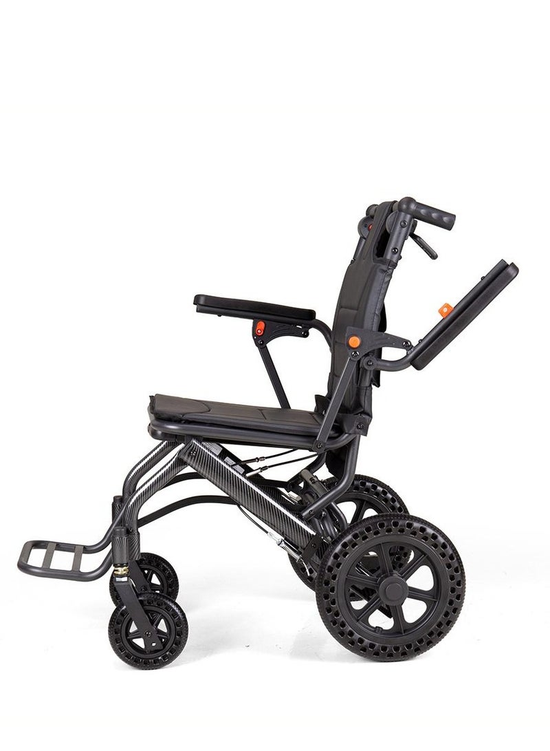 توب ميدي كرسي متحرك فائق الخفة من الكاربون فايبر- مقاس 18 إنش (45 سم) | وزن أقل من 10 كجم خفيف للغاية | عجلات ماصة للصدمات | قابل للطي والسحب كحقيبة سفر - Image 5