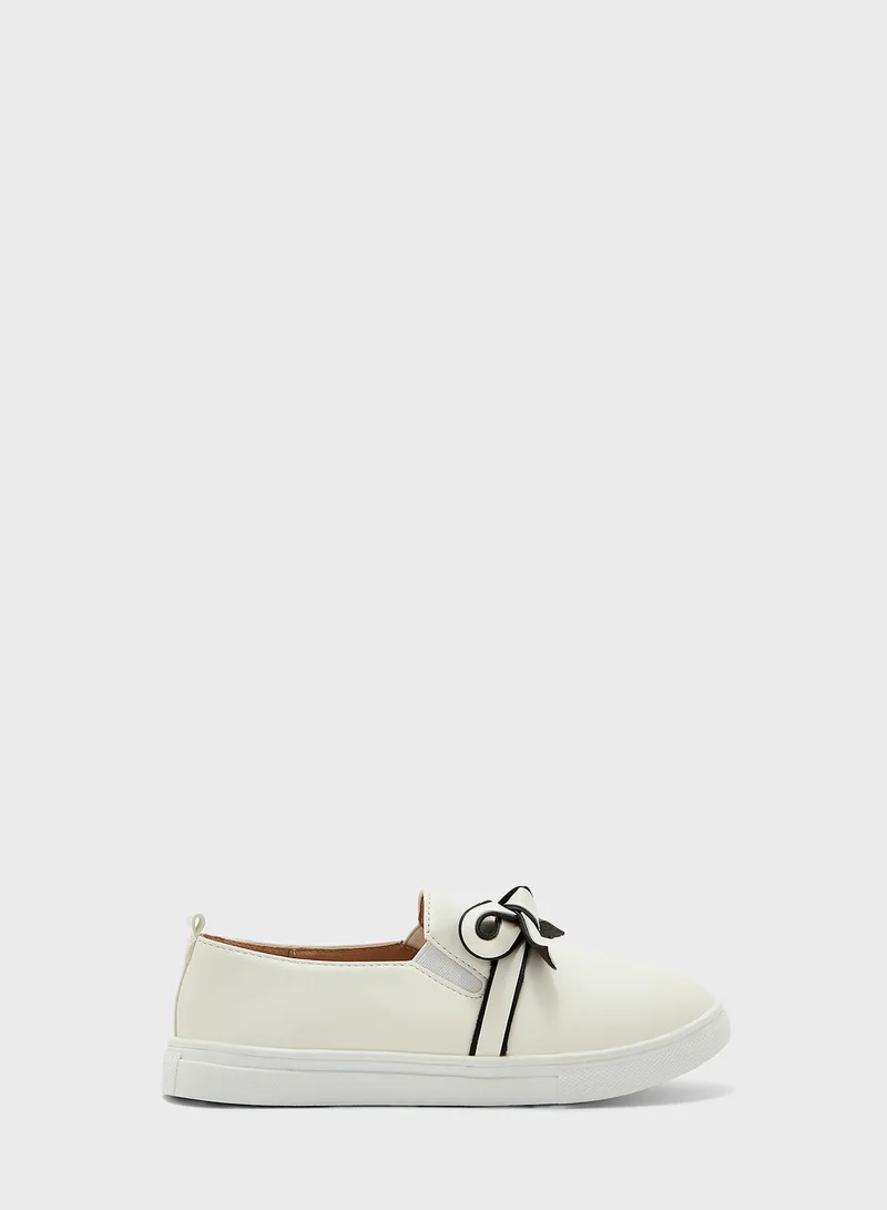 Pinata Girls Slip Ons