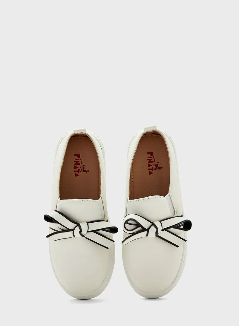 Pinata Girls Slip Ons