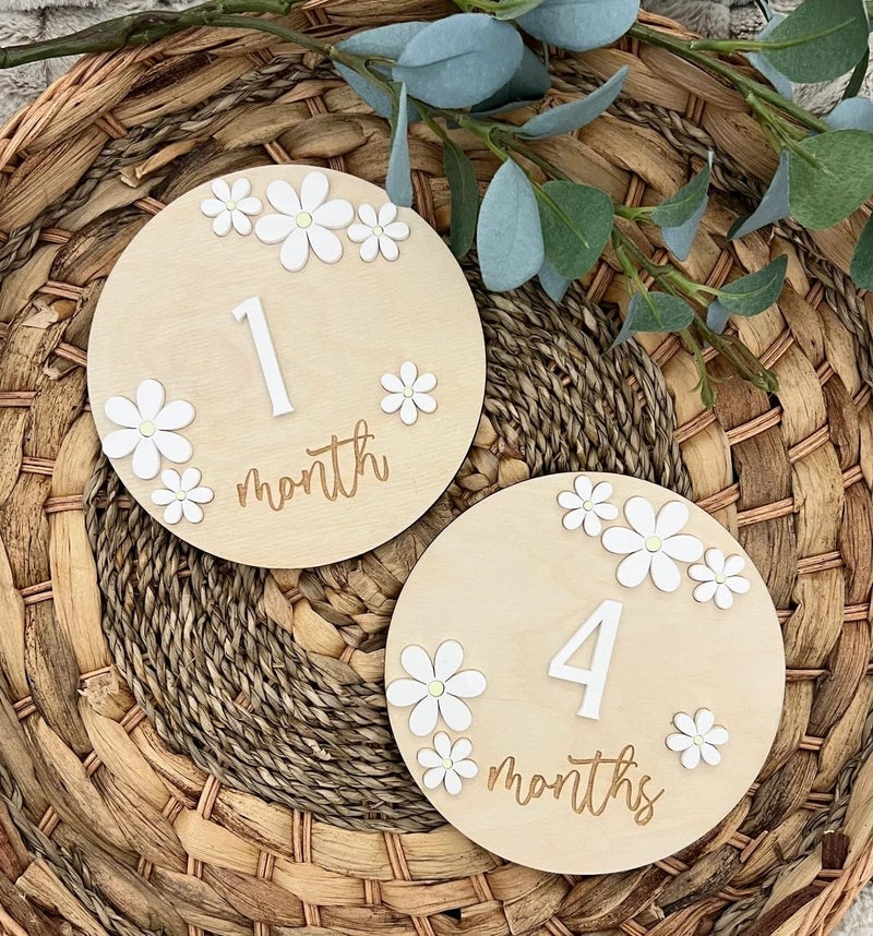 Whittlewud Wooden Baby Milestone Cards, Baby Milestone Discs for Photoshoot - Interchangeable Baby Month Cards for First Year Memories - Perfect Baby Shower Gift - Image 1