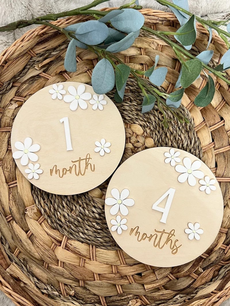 Whittlewud Wooden Baby Milestone Cards, Baby Milestone Discs for Photoshoot - Interchangeable Baby Month Cards for First Year Memories - Perfect Baby Shower Gift - Image 4