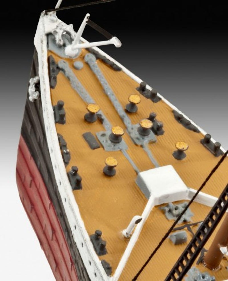 Revell of Germany RMS Titanic Plastic Model Kit - Image 3