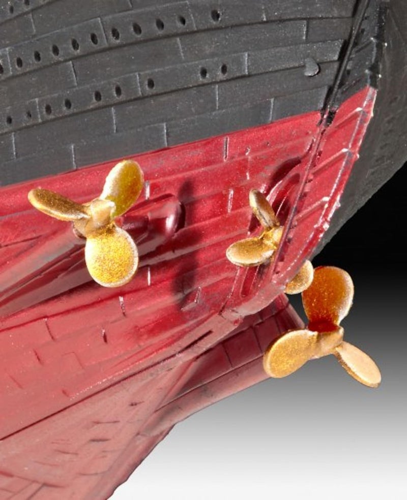 Revell of Germany RMS Titanic Plastic Model Kit - Image 4