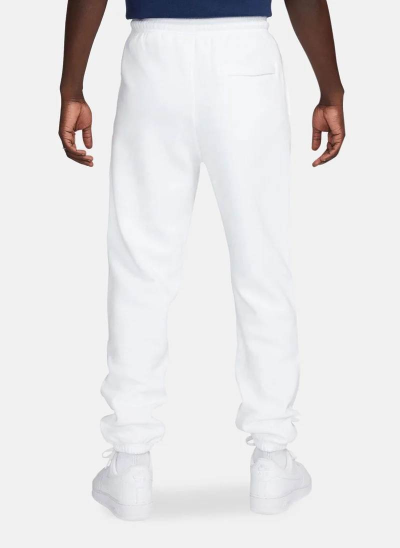 نايكي Men's Club Fleece Cuffed Trousers
