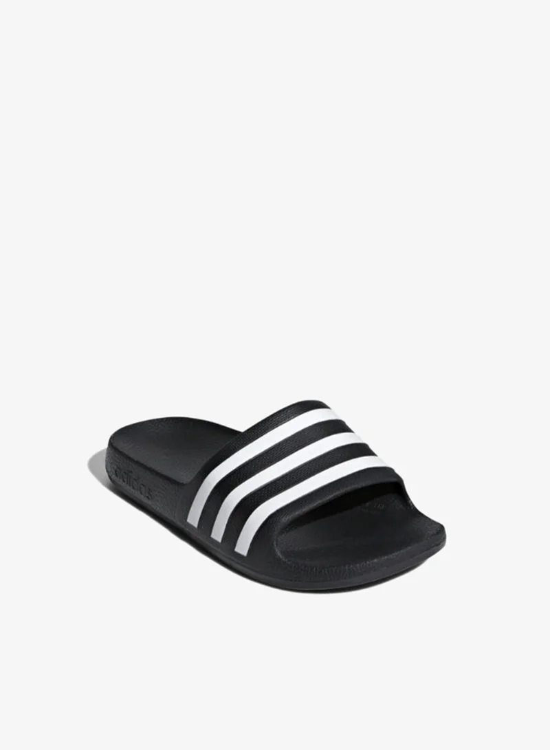 اديداس شبشب بشعار الماركة للجنسين