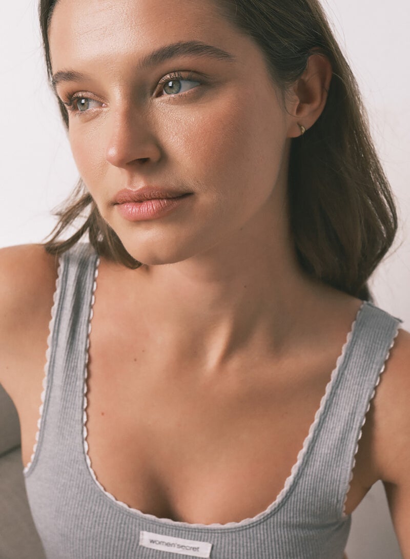 women'secret Grey Seamless Ribbed Sports Bra - Image 5