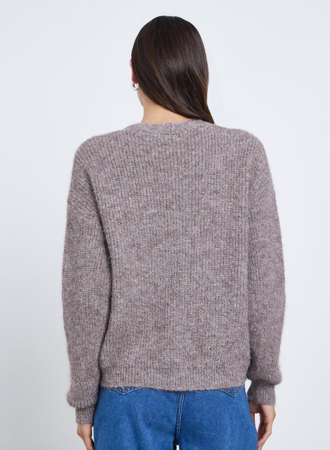 ستايلي كارديجان بقصة عادية ومزين بفرو مع أزرار - Image 5