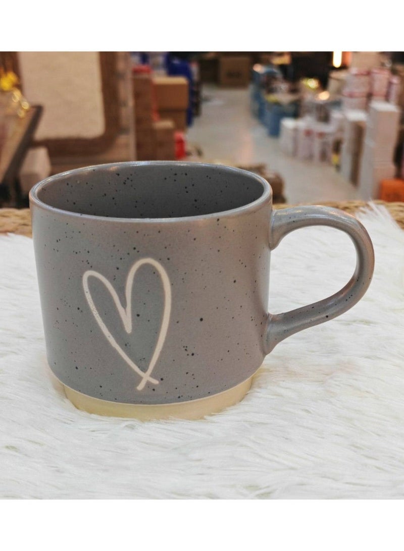كوب سيراميك ملون بنقشة قلب مميزة - سيراميك عالي الجودة للقهوة والشاي - Image 2