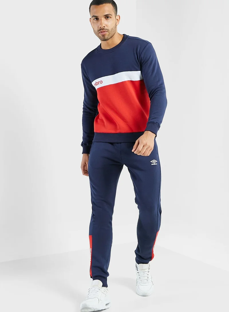 umbro Essential Sweatshirt