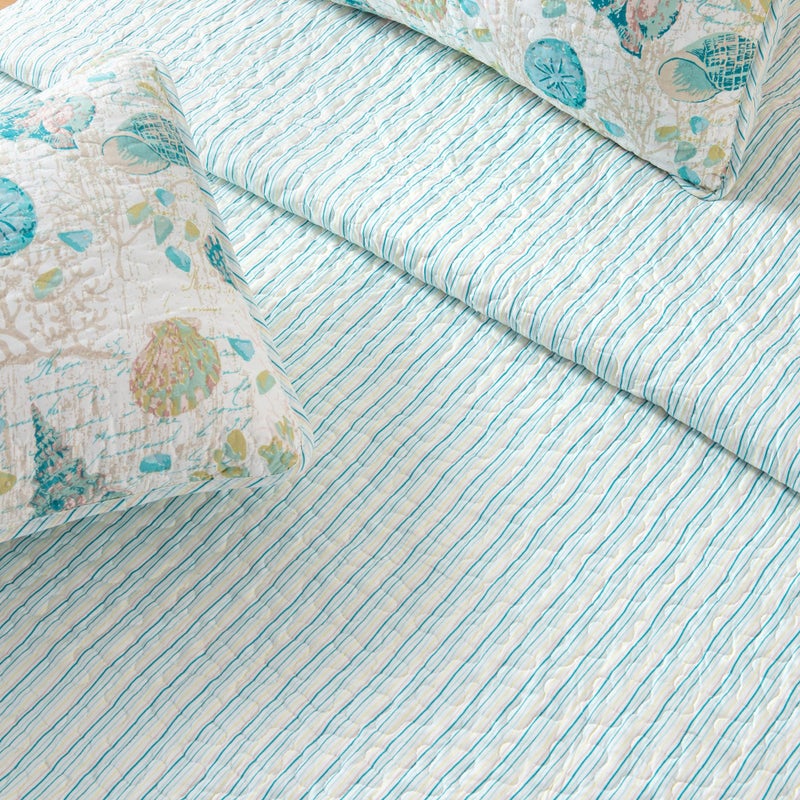 Great Bay Home King Coastal Quilt Bedding Set, Summer Coastal Quilt with Shams, Beach 3-Piece Reversible All Season Bedspread Quilt Set. Lightweight Nautical Quilted Coverlet. Westsands Collection, Blue/ Taupe - Image 3