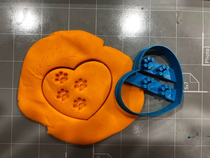 Arbi Design Heart with Dog Paws Cookie Cutter - Image 2