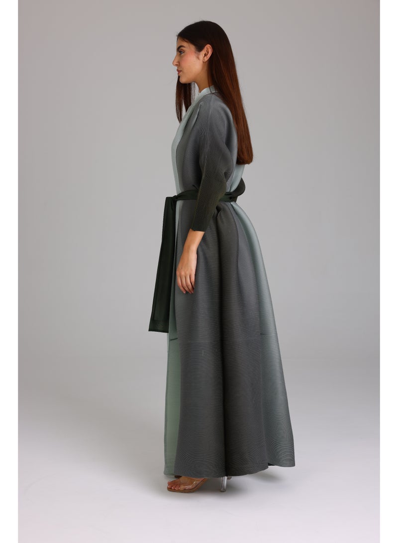 اكسا عباية أنيقة بحزام متوسط ​​باللون الأخضر بدرجات مختلفة - Image 3