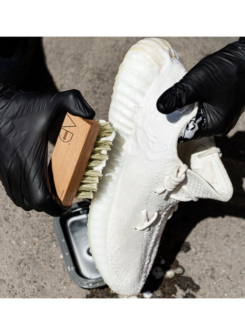 ANTIDOTE Medium Bristle Brush - Image 2