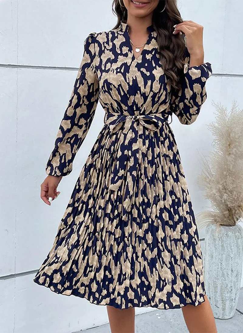 يونيكي Navy Blue Camouflage Print Dress
