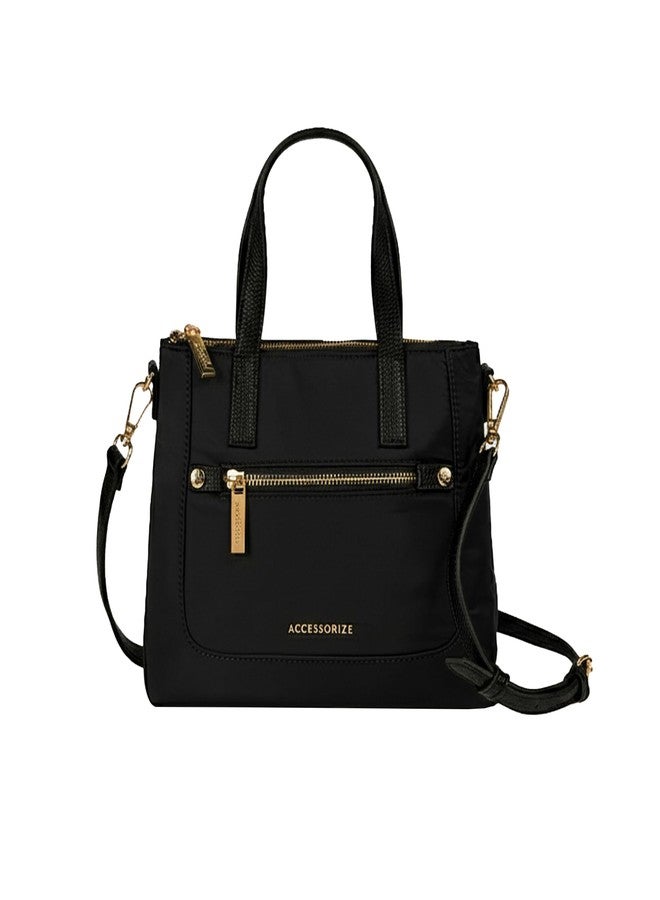 أكسيسورايز حقيبة كايلي النسائية السوداء من أكسسورايز لندن | حقيبة كتف صغيرة مقاومة للماء مع حزام كتف قابل للفصل | حقيبة يد أنيقة للاستخدام اليومي والسفر - Image 1
