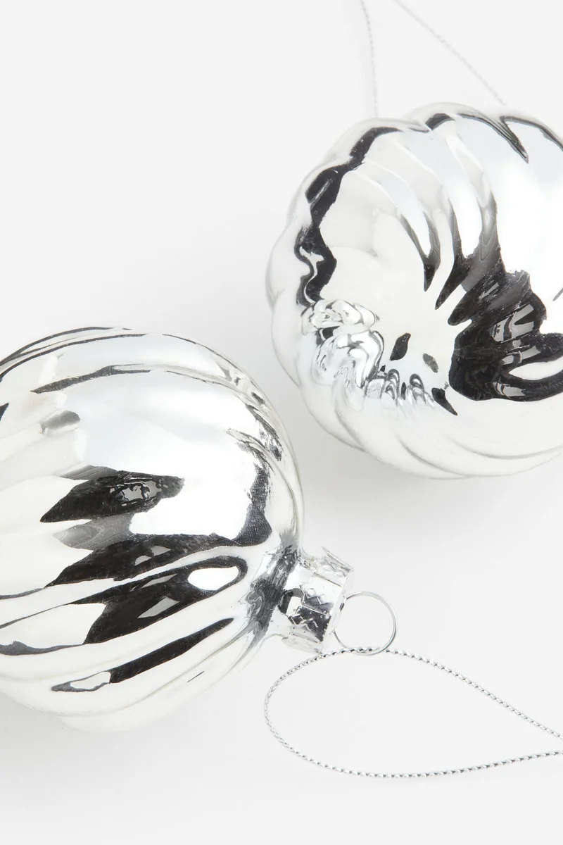 H&M 2-pack glass Christmas tree baubles
