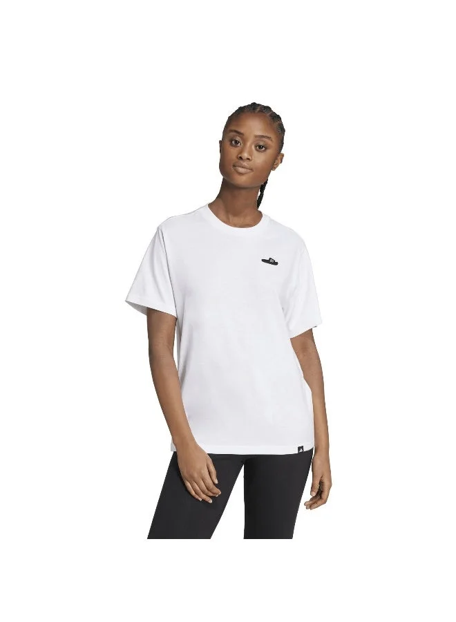 اديداس تيشيرت جرافيك أبيض بأكمام قصيرة للنساء