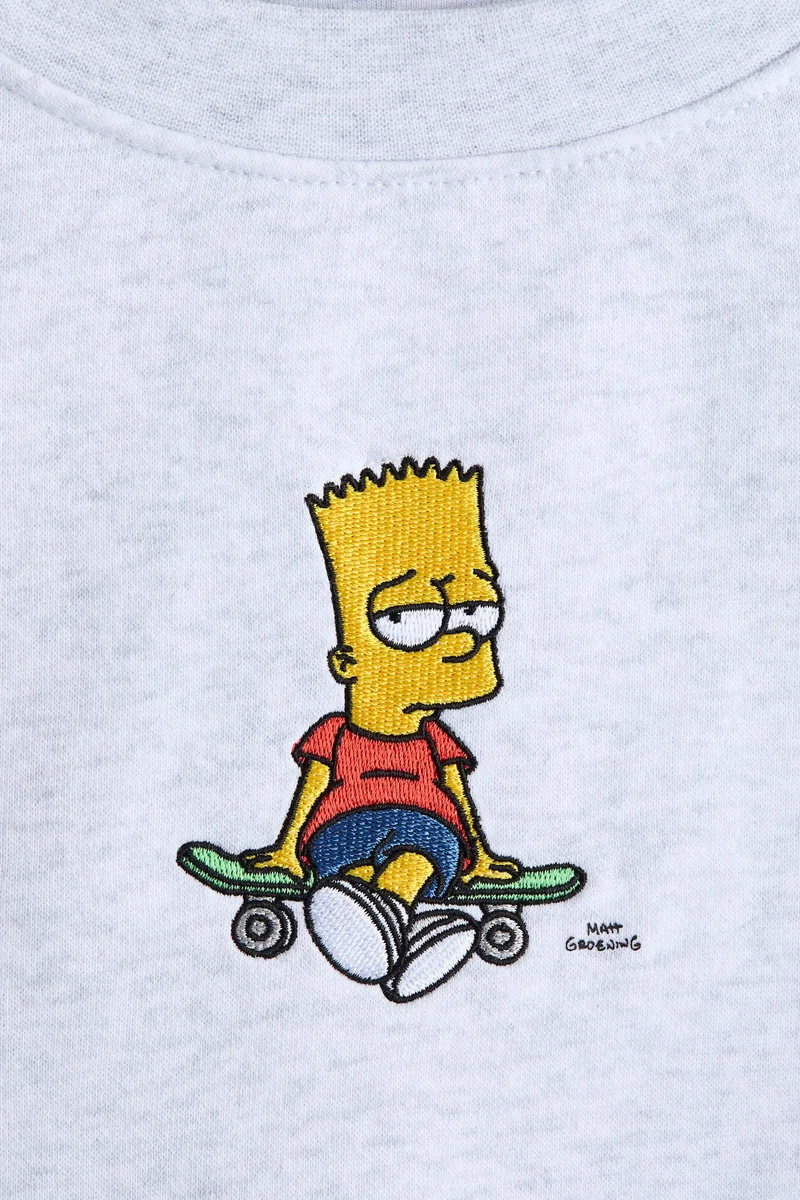 اتش اند ام سويت شيرت بطبعة