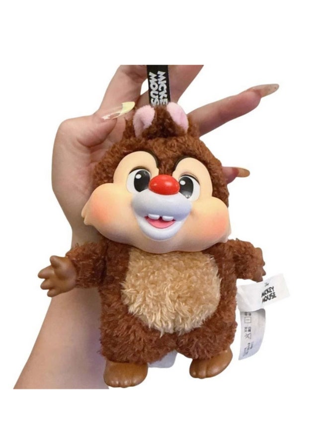 🔹 سلسلة مفاتيح قطيفة – دمية ديل الكرتونية   سلسلة مفاتيح ظريفة بتصميم "ديل" – الشريك المرح لـ تشيب من ثنائي Chip & Dale، مصنوعة من قطيفة ناعمة وتفاصيل مرحة ومحببة.  🌰 مثالية للمفاتيح أو الحقائب، وتضفي لمسة من المرح على يومك.   🎁 هدية رائعة لعشاق ديزني ومحبي الشخصيات الكرتونية الكلاسيكية! - Image 2