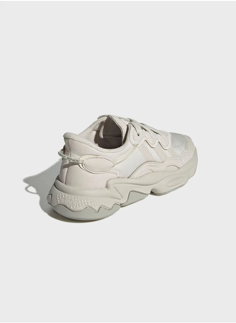 Adidas OZWEEGO Shoes