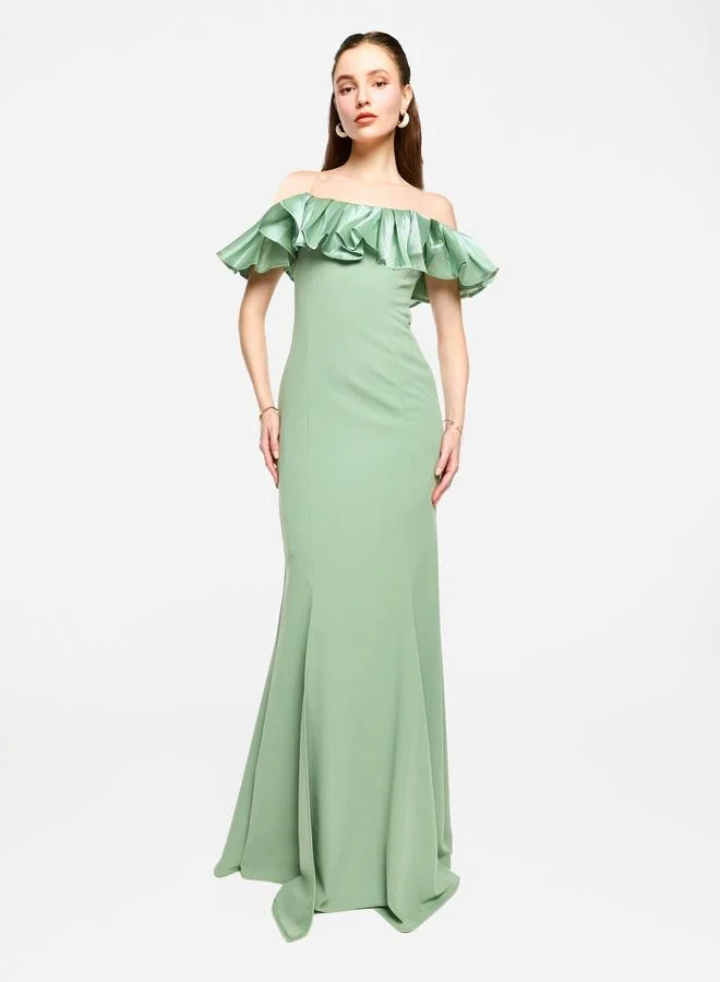 House of Moda House of Moda Off Shoulder Ruffled Detail Mermaid Hem Maxi Dress