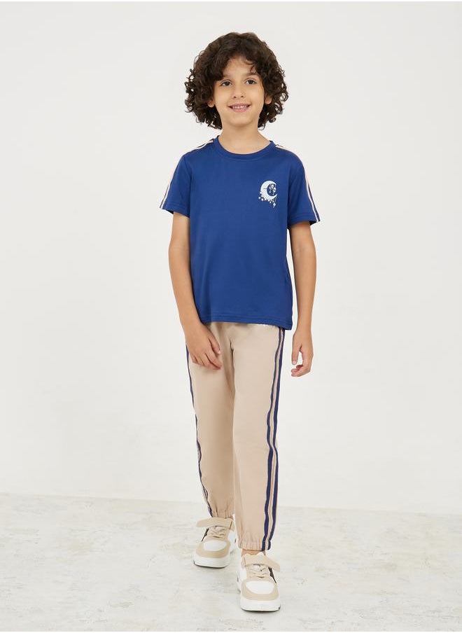 Styli - Ramadan Printed Side Striped T-shirt & Pant Set - Image 1
