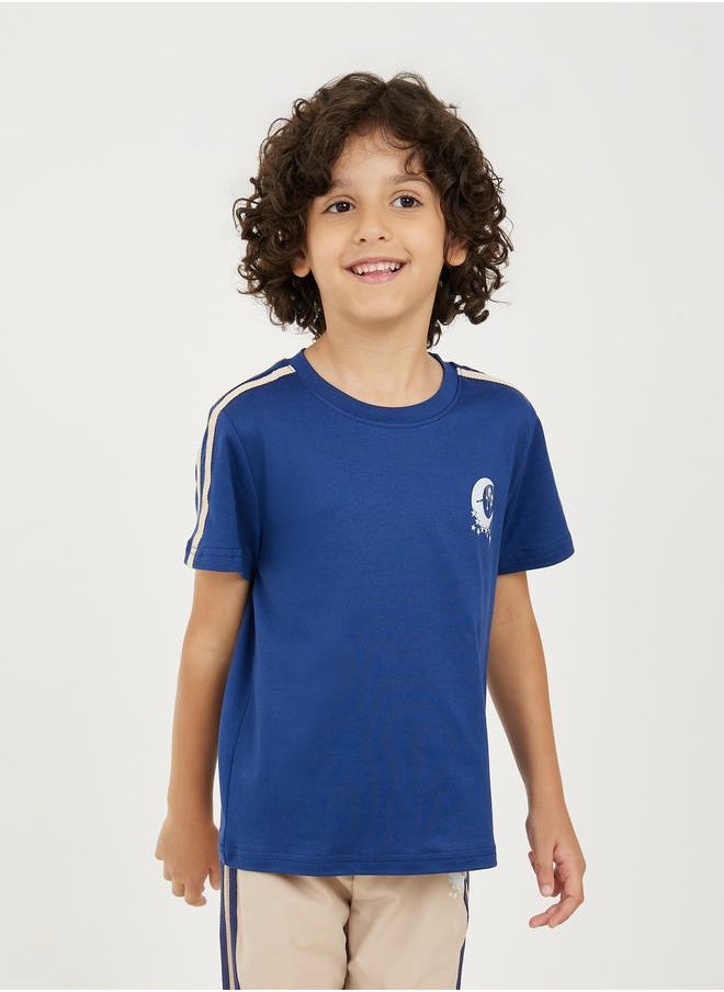 Styli - Ramadan Printed Side Striped T-shirt & Pant Set - Image 1