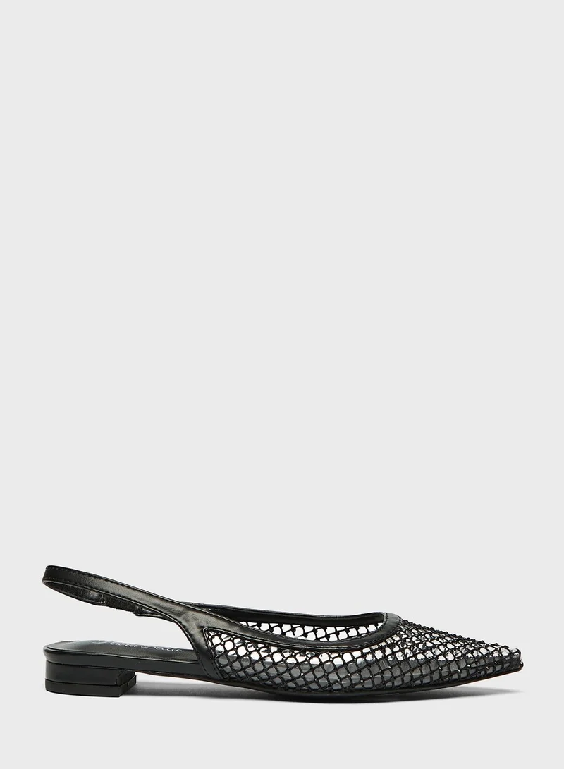 shoexpress Pointed Toe Pumps